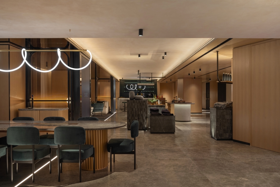 Lighting for Wellness: SIRO One Za’abeel, Dubai